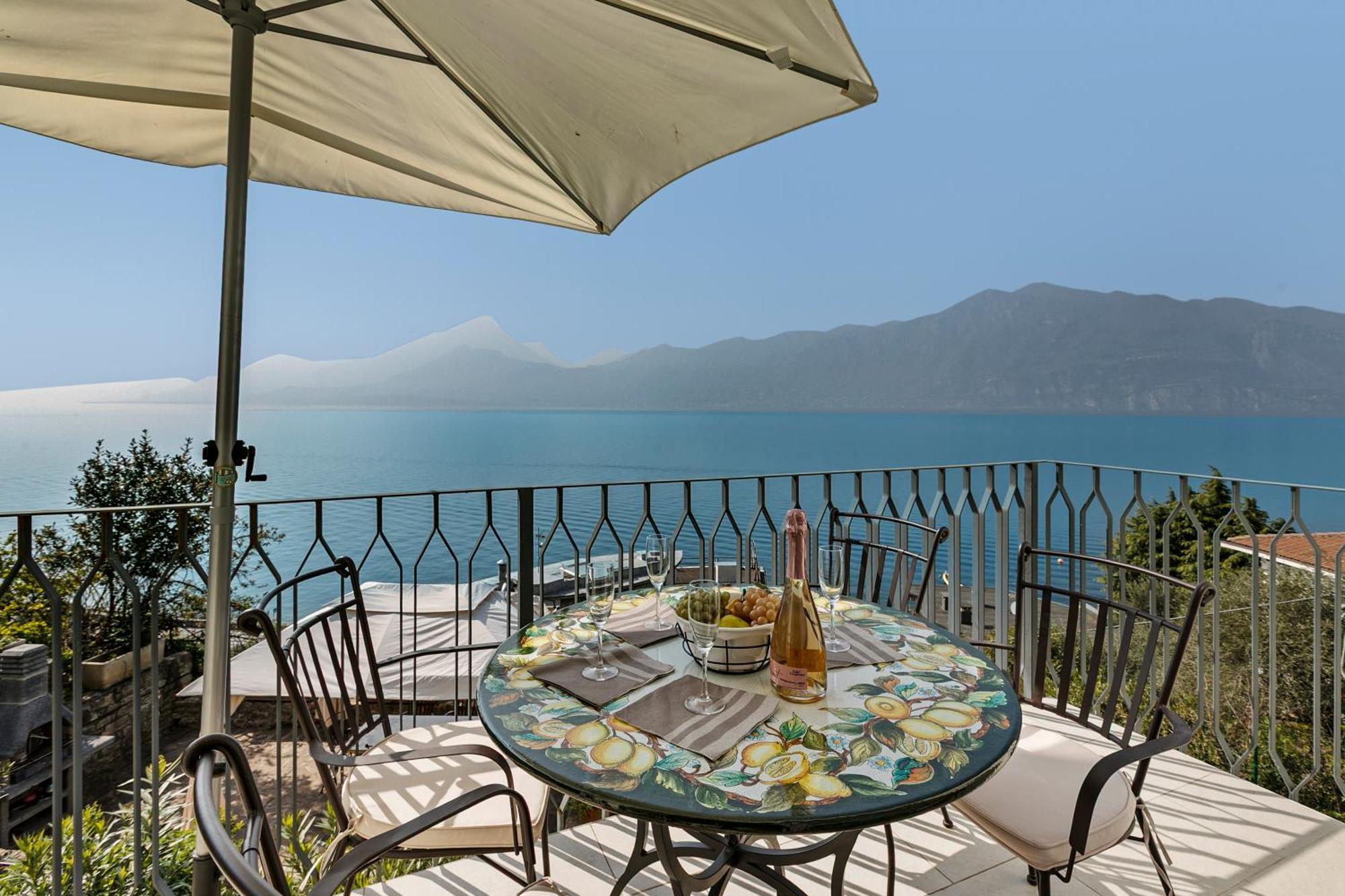 Villa Mercurio 布雷佐内加尔达 外观 照片