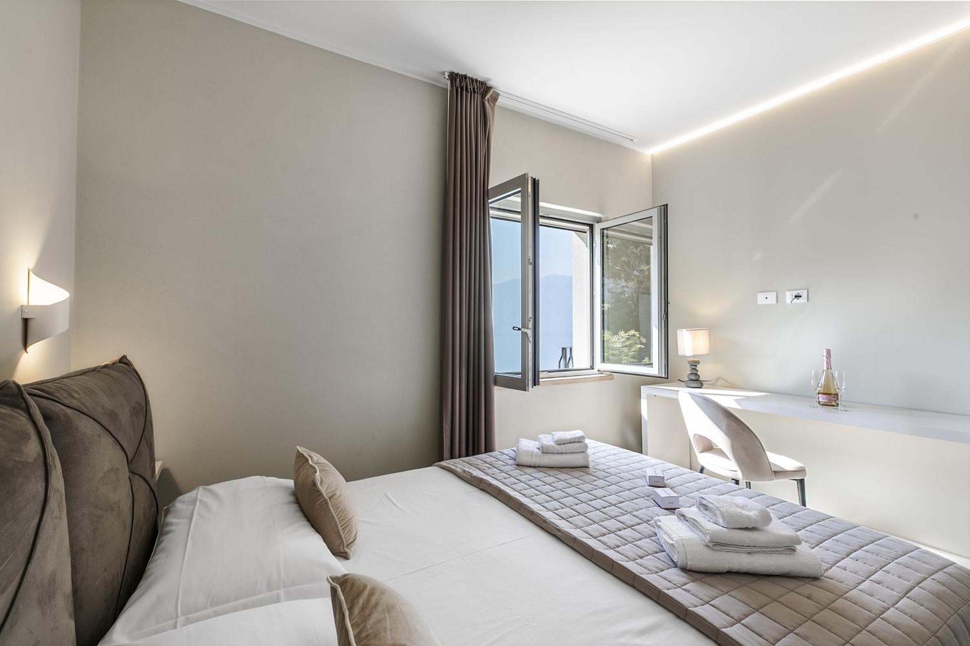 Villa Mercurio 布雷佐内加尔达 外观 照片