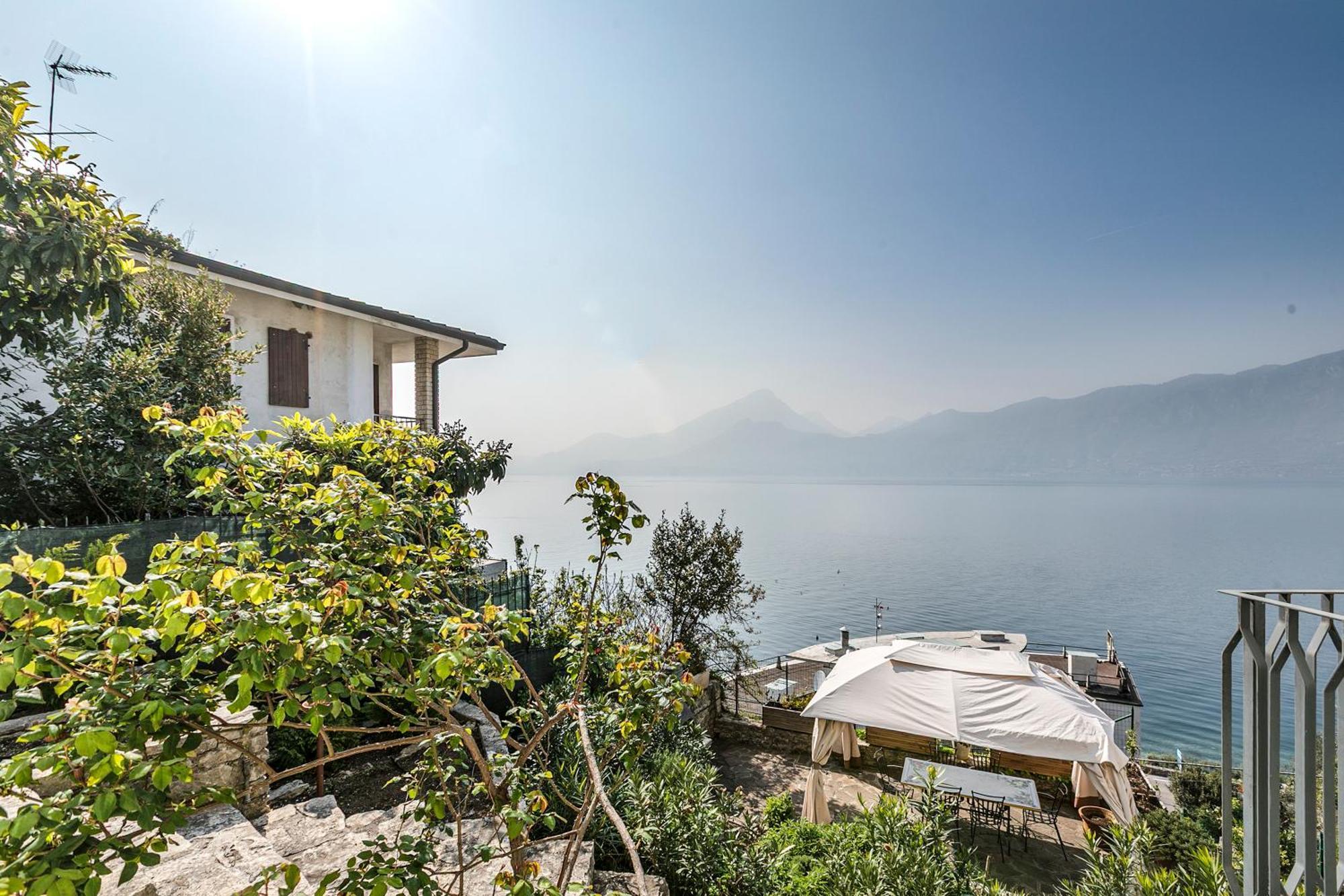 Villa Mercurio 布雷佐内加尔达 外观 照片