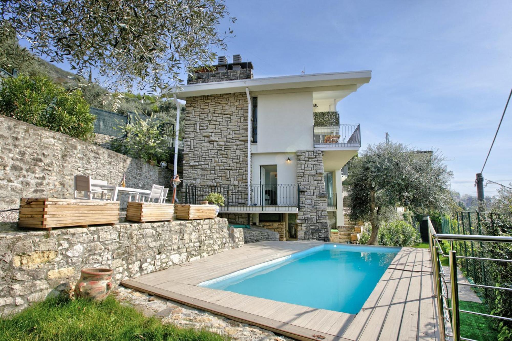 Villa Mercurio 布雷佐内加尔达 外观 照片