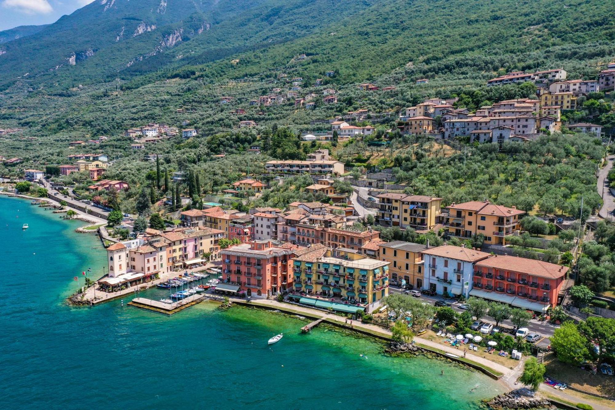 Villa Mercurio 布雷佐内加尔达 外观 照片